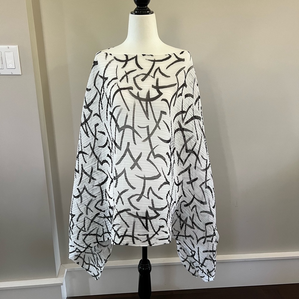 Issey Miyake Pleats Please Madame T printed shawl poncho